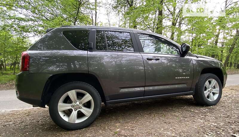 Внедорожник / Кроссовер Jeep Compass 2016 в Киеве
