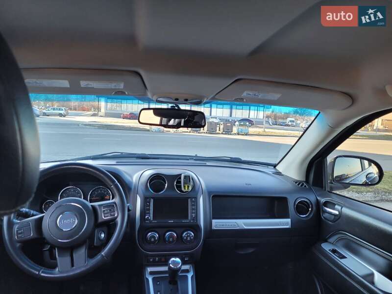 Внедорожник / Кроссовер Jeep Compass 2013 в Черкассах