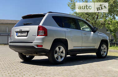 Внедорожник / Кроссовер Jeep Compass 2011 в Ивано-Франковске