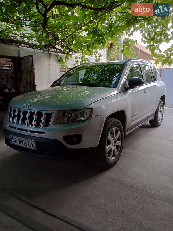 Позашляховик / Кросовер Jeep Compass 2011 в Первомайську