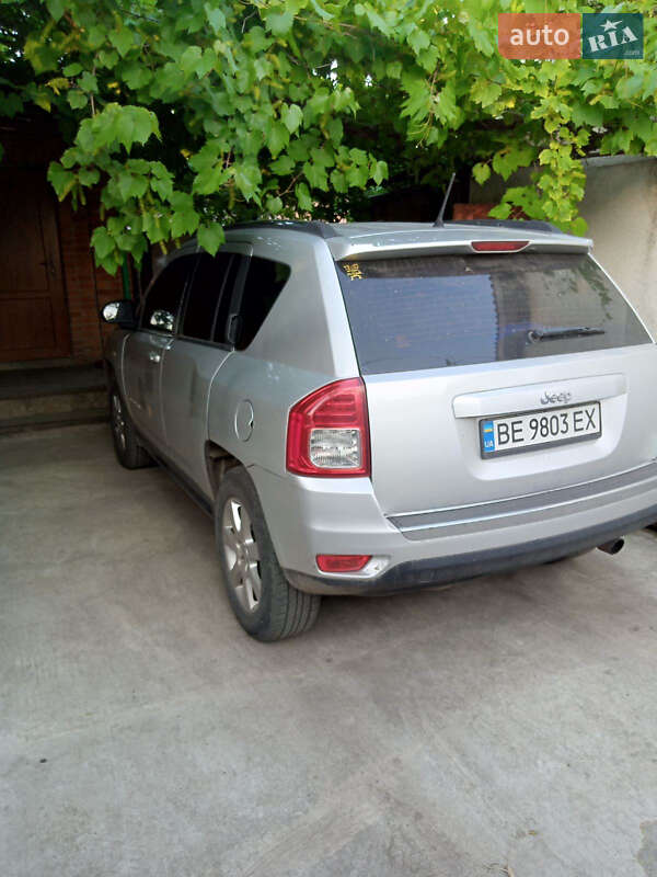 Позашляховик / Кросовер Jeep Compass 2011 в Первомайську