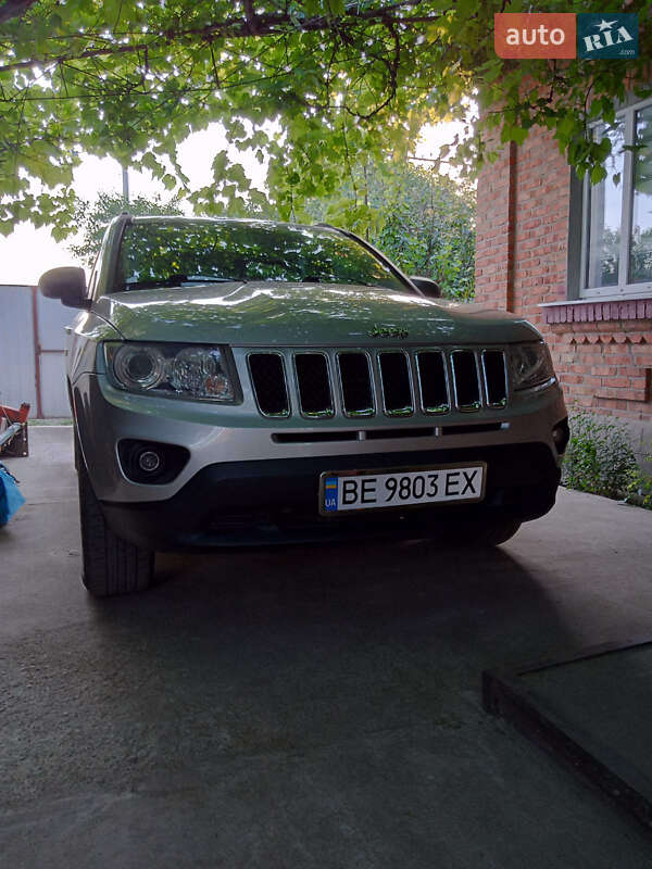 Позашляховик / Кросовер Jeep Compass 2011 в Первомайську