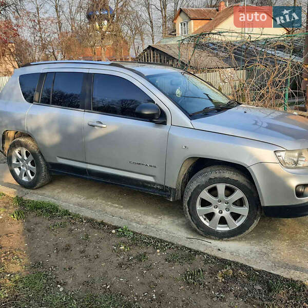Позашляховик / Кросовер Jeep Compass 2011 в Первомайську