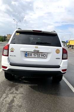 Внедорожник / Кроссовер Jeep Compass 2014 в Каменец-Подольском
