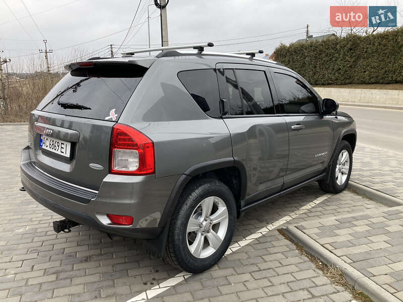 Позашляховик / Кросовер Jeep Compass 2011 в Луцьку