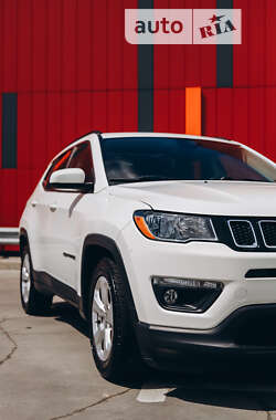 Внедорожник / Кроссовер Jeep Compass 2017 в Киеве фото 8 Внедорожник / Кроссовер Jeep Compass 2017 в Киеве