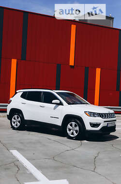 Внедорожник / Кроссовер Jeep Compass 2017 в Киеве фото 5 Внедорожник / Кроссовер Jeep Compass 2017 в Киеве