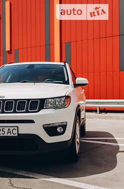 Внедорожник / Кроссовер Jeep Compass 2017 в Киеве фото 11 Внедорожник / Кроссовер Jeep Compass 2017 в Киеве