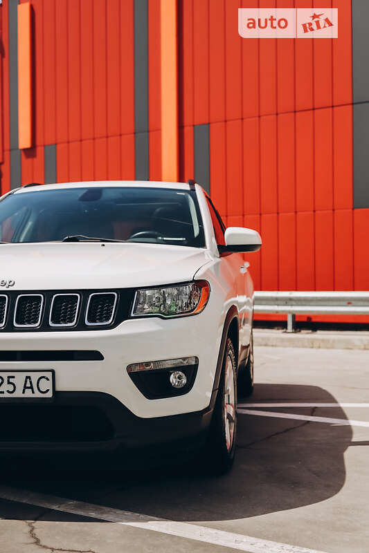 Внедорожник / Кроссовер Jeep Compass 2017 в Киеве фото 11 Внедорожник / Кроссовер Jeep Compass 2017 в Киеве