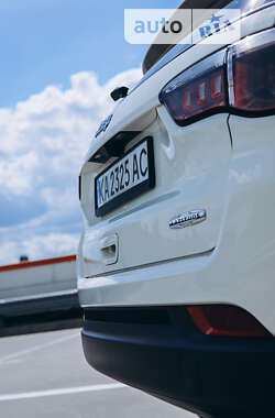 Внедорожник / Кроссовер Jeep Compass 2017 в Киеве фото 16 Внедорожник / Кроссовер Jeep Compass 2017 в Киеве