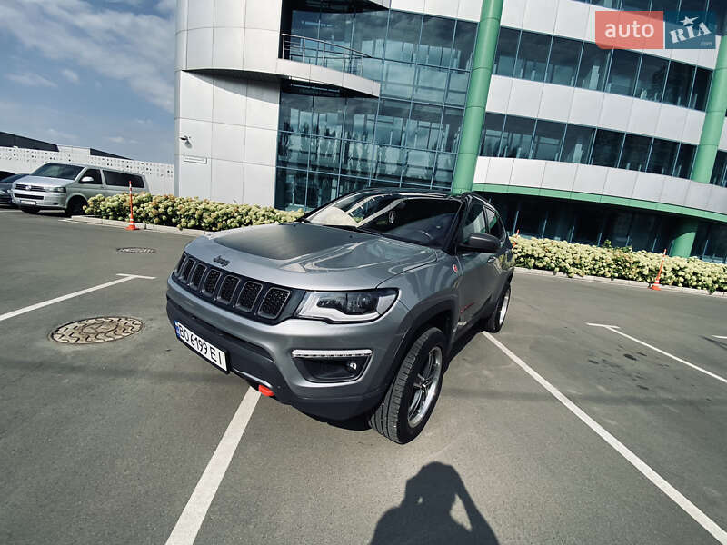 Внедорожник / Кроссовер Jeep Compass 2018 в Киеве