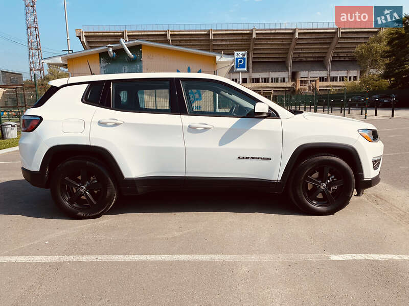 Позашляховик / Кросовер Jeep Compass 2017 в Івано-Франківську