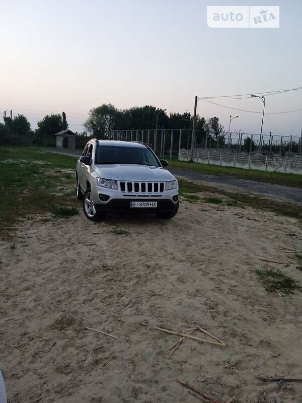 Внедорожник / Кроссовер Jeep Compass 2011 в Козельщине