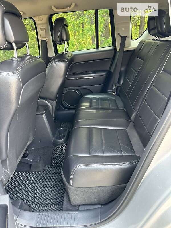 Внедорожник / Кроссовер Jeep Compass 2011 в Козельщине
