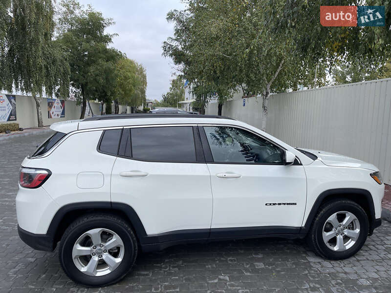 Внедорожник / Кроссовер Jeep Compass 2017 в Кременчуге