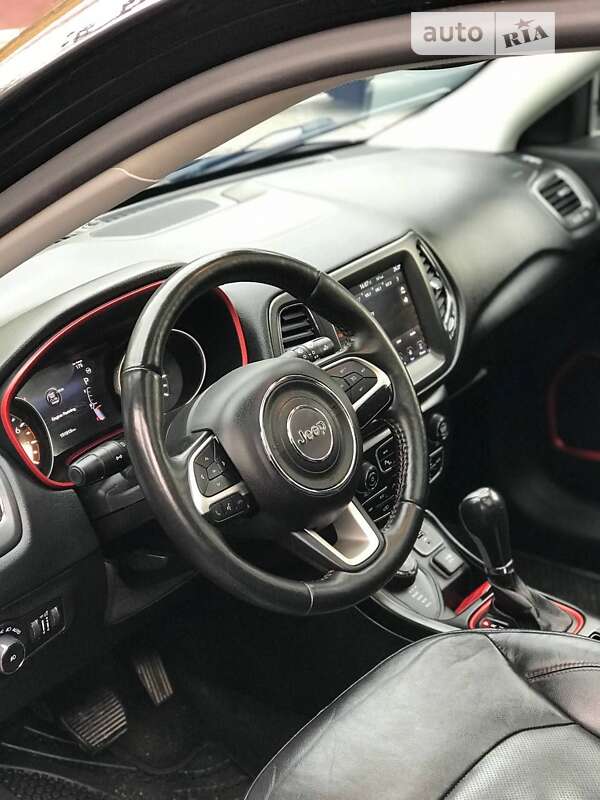 Внедорожник / Кроссовер Jeep Compass 2017 в Ровно
