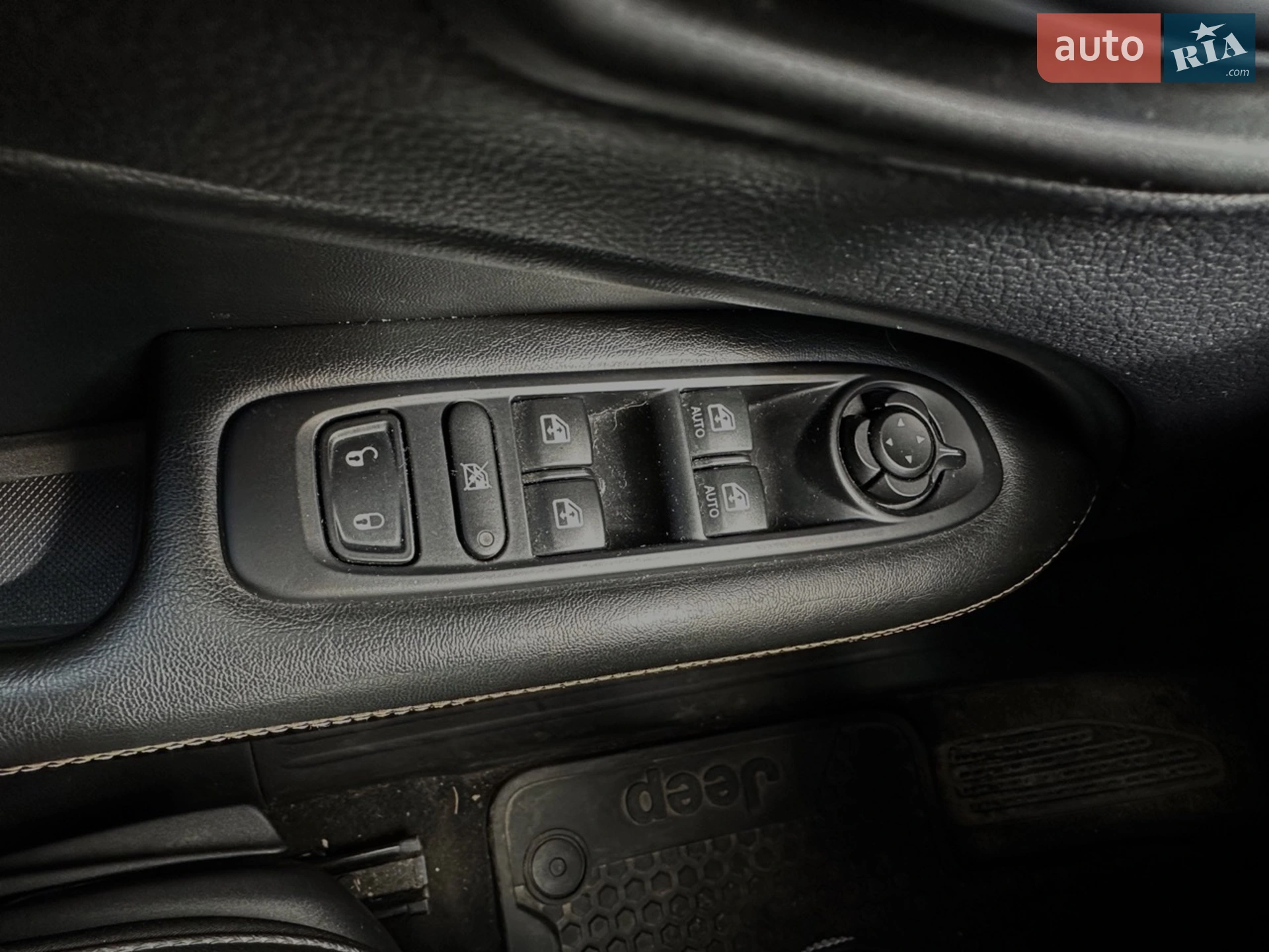 2018 Jeep Compass - мініатюра 15