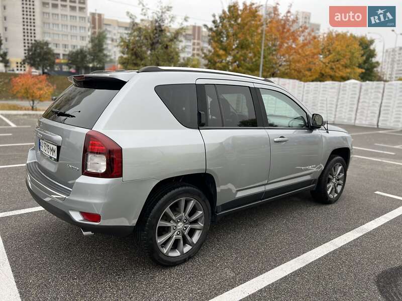 Позашляховик / Кросовер Jeep Compass 2014 в Києві