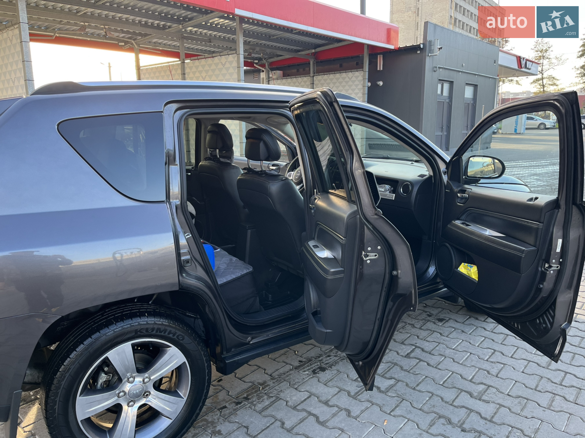 2017 Jeep Compass - мініатюра 13