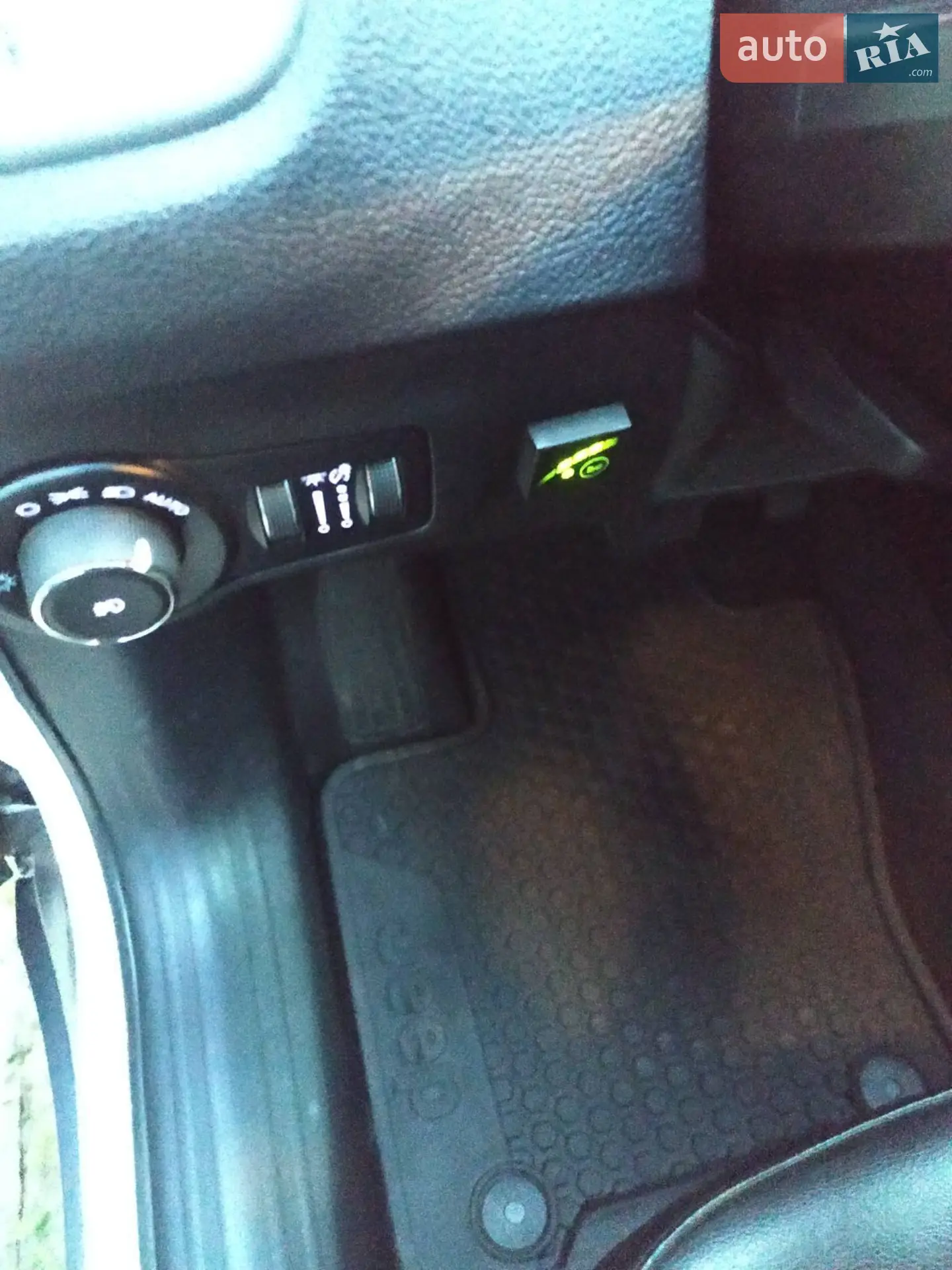 2017 Jeep Compass - мініатюра 18