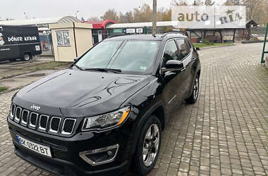 Позашляховик / Кросовер Jeep Compass 2017 в Рівному