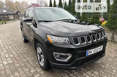 Позашляховик / Кросовер Jeep Compass 2017 в Рівному