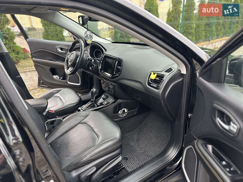 Внедорожник / Кроссовер Jeep Compass 2017 в Ровно
