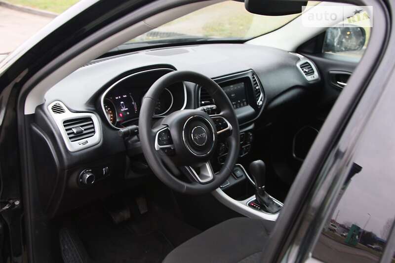 Внедорожник / Кроссовер Jeep Compass 2019 в Львове
