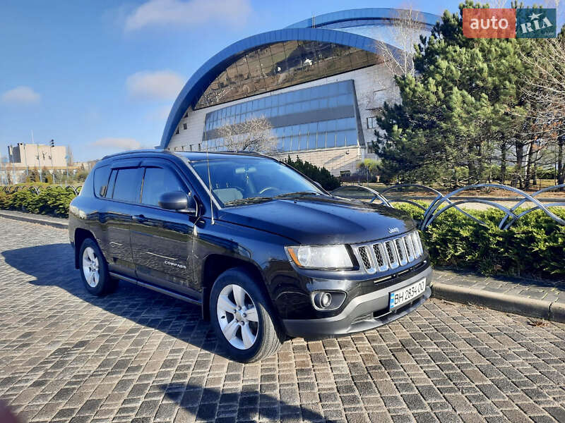 Позашляховик / Кросовер Jeep Compass 2013 в Южному