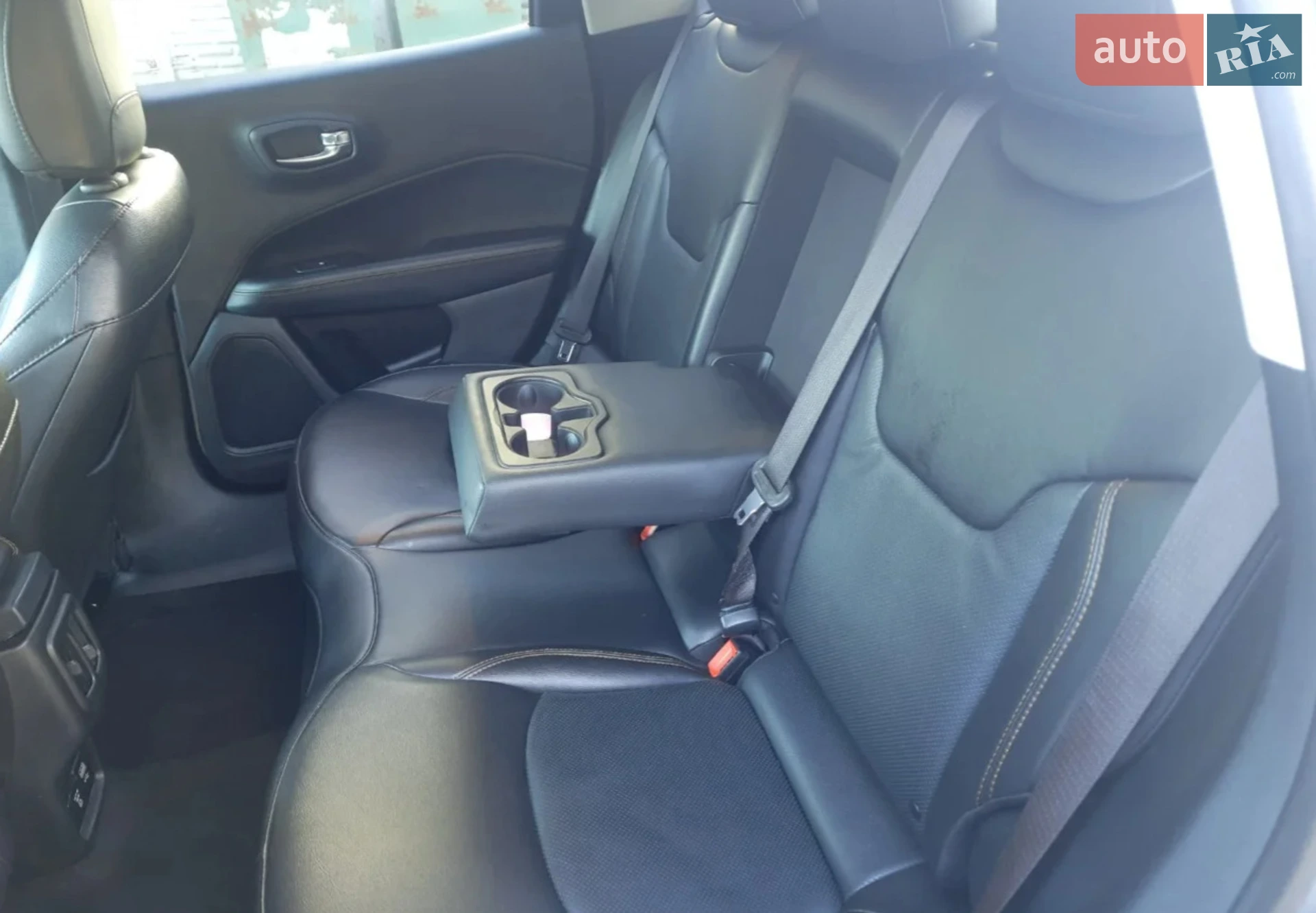 2018 Jeep Compass - мініатюра 17