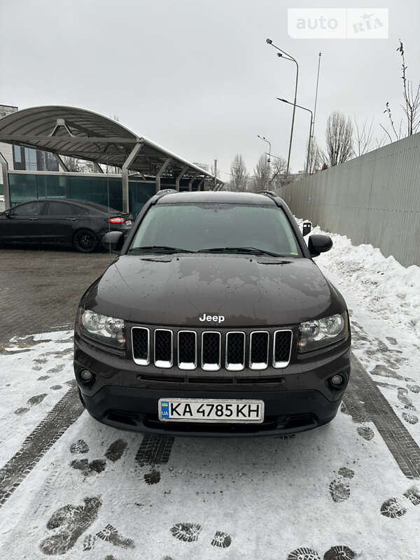 Внедорожник / Кроссовер Jeep Compass 2014 в Киеве