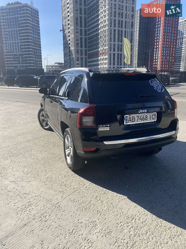 Позашляховик / Кросовер Jeep Compass 2013 в Хмільнику