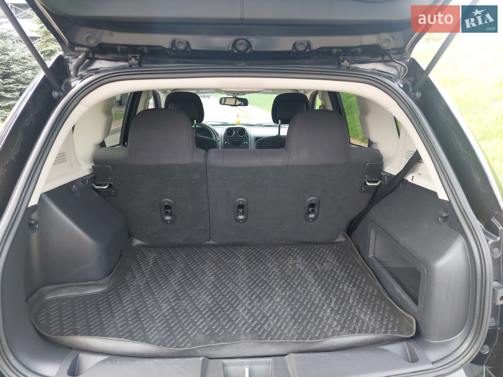 2016 Jeep Compass - мініатюра 9