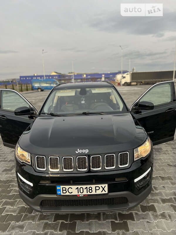 Внедорожник / Кроссовер Jeep Compass 2019 в Стрые