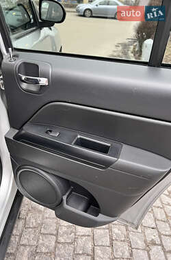 Внедорожник / Кроссовер Jeep Compass 2013 в Фастове