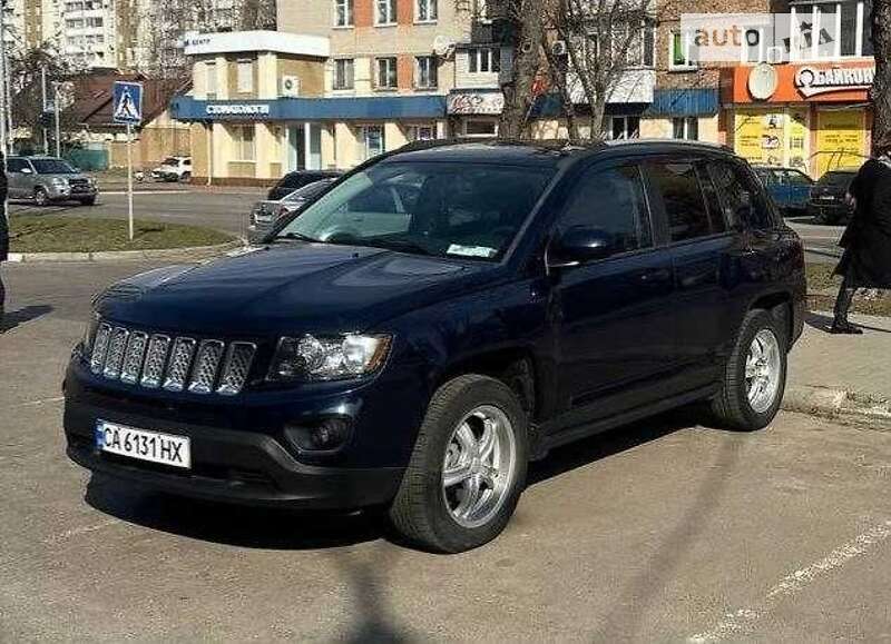 Внедорожник / Кроссовер Jeep Compass 2015 в Черкассах