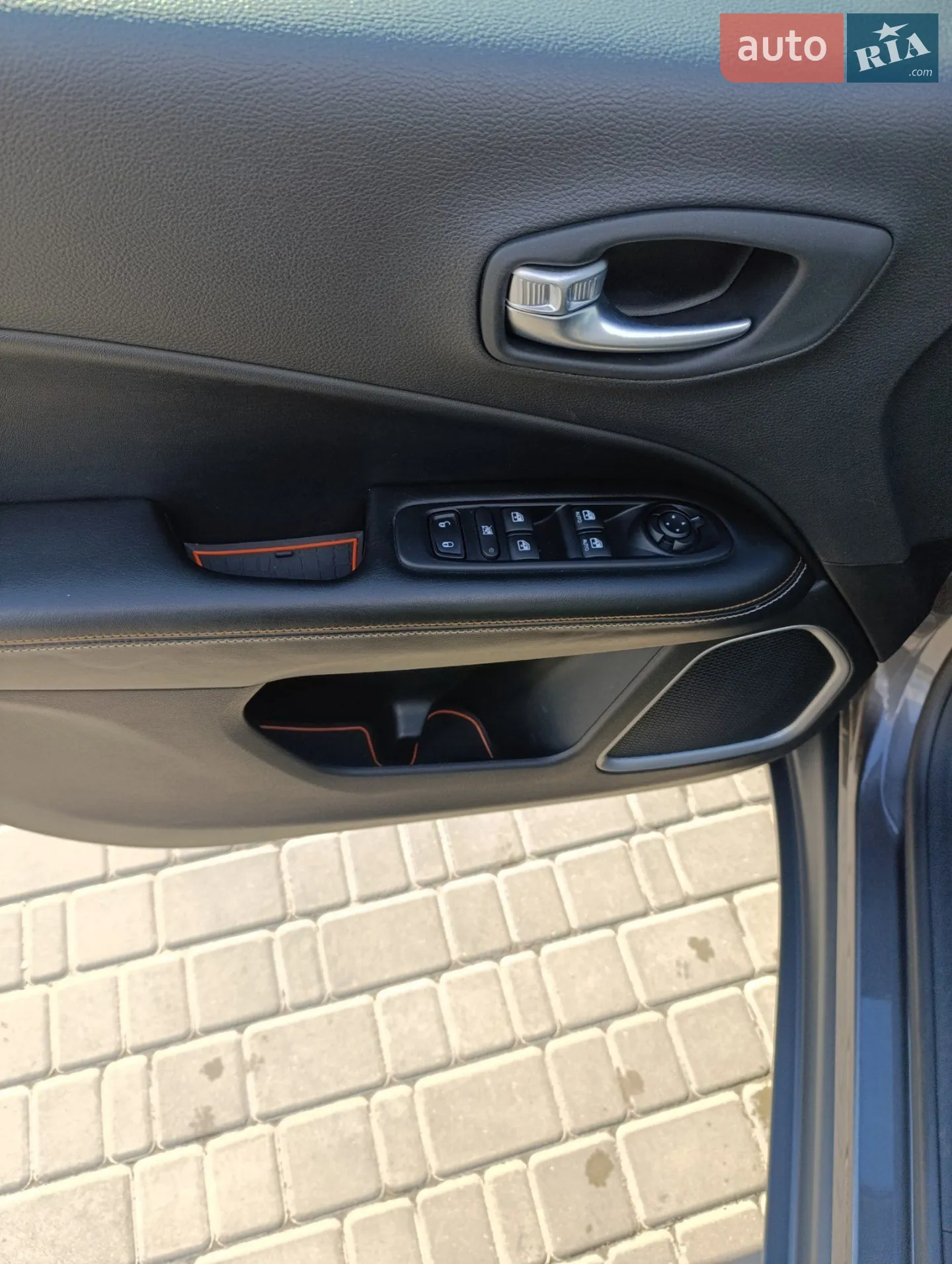 2017 Jeep Compass - мініатюра 6