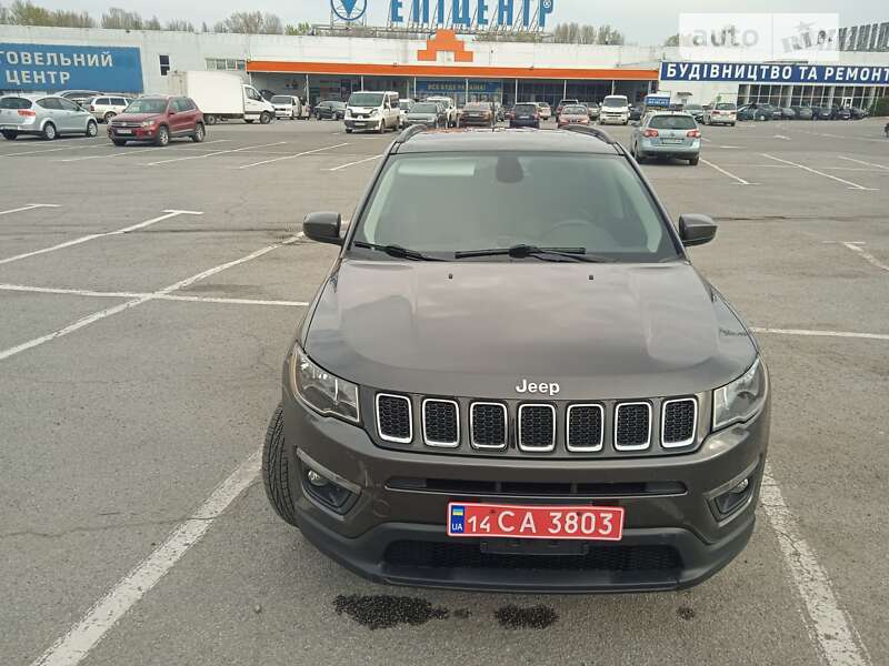 Внедорожник / Кроссовер Jeep Compass 2017 в Ужгороде