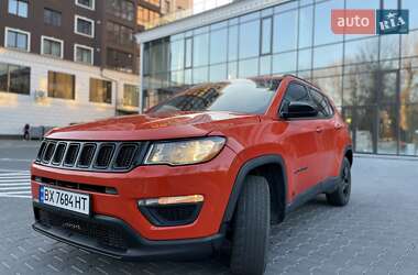 Позашляховик / Кросовер Jeep Compass 2018 в Хмельницькому Позашляховик / Кросовер Jeep Compass 2018 в Хмельницькому