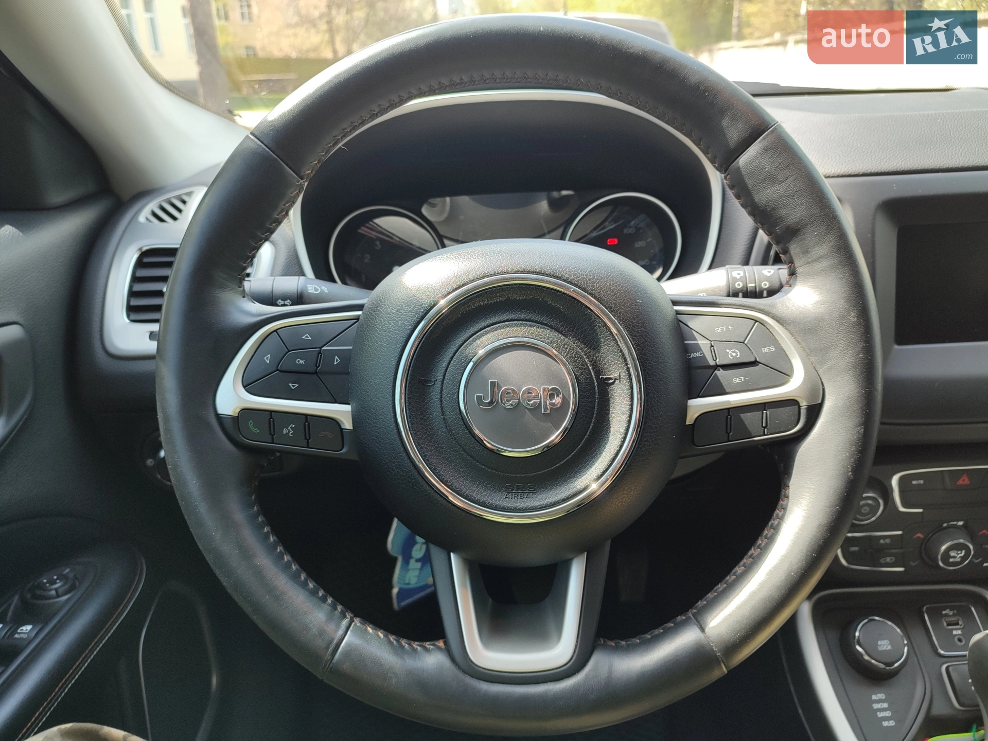 2019 Jeep Compass - мініатюра 19