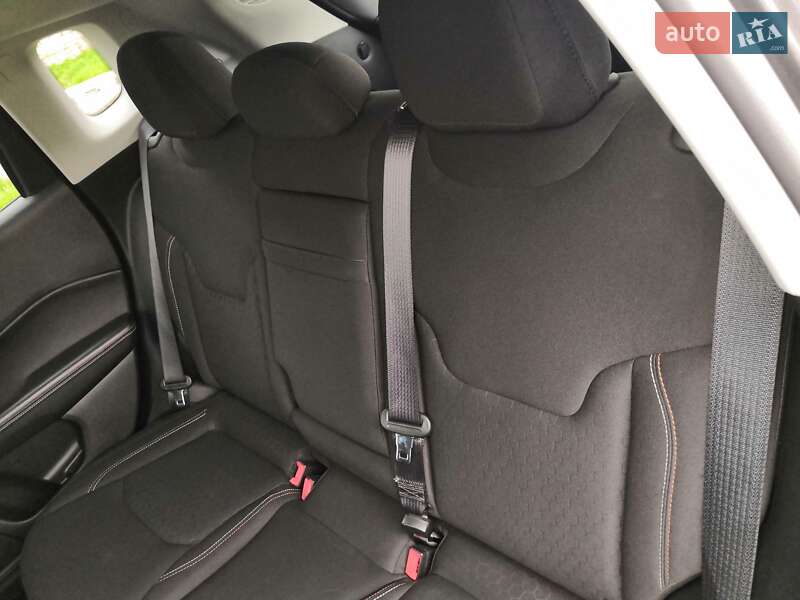 Внедорожник / Кроссовер Jeep Compass 2017 в Володарке