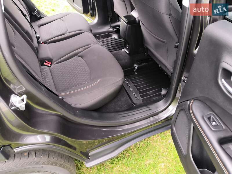 Внедорожник / Кроссовер Jeep Compass 2017 в Володарке