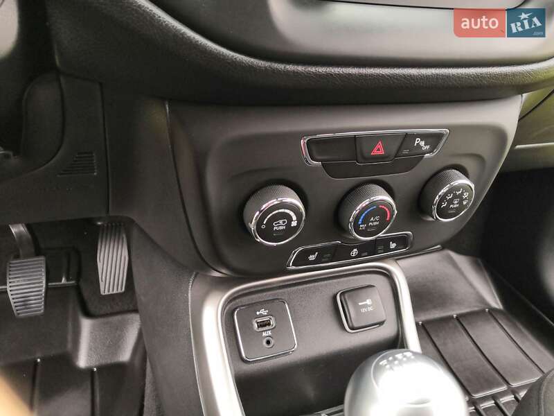 Внедорожник / Кроссовер Jeep Compass 2017 в Володарке