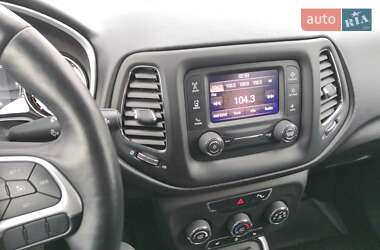 Внедорожник / Кроссовер Jeep Compass 2017 в Володарке