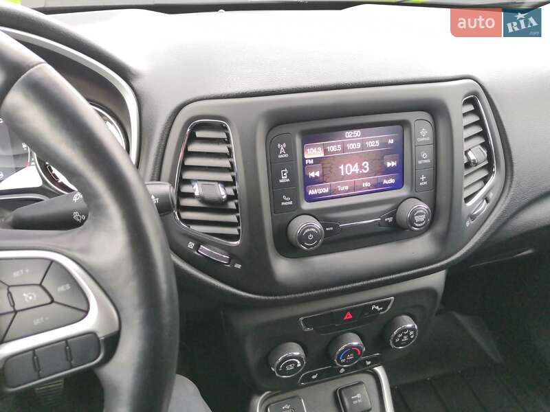 Внедорожник / Кроссовер Jeep Compass 2017 в Володарке