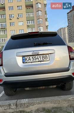 Внедорожник / Кроссовер Jeep Compass 2013 в Киеве