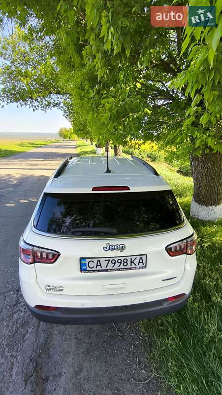 Позашляховик / Кросовер Jeep Compass 2017 в Черкасах