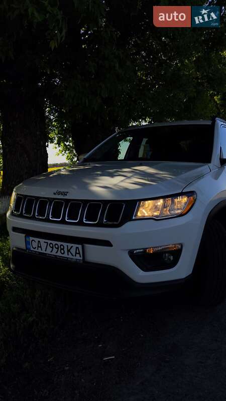 Позашляховик / Кросовер Jeep Compass 2017 в Черкасах
