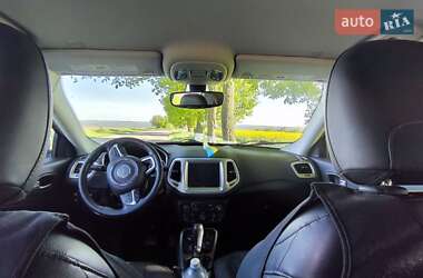 Внедорожник / Кроссовер Jeep Compass 2017 в 