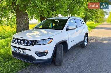Внедорожник / Кроссовер Jeep Compass 2017 в 